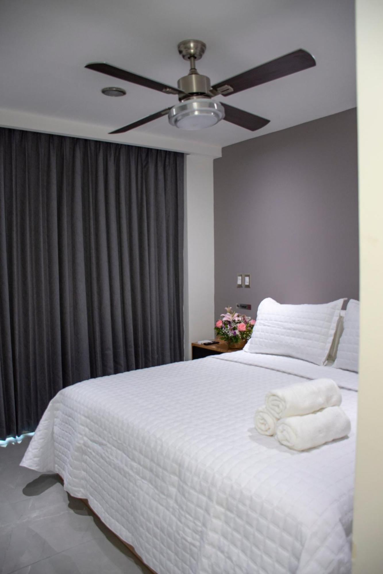 Hotel Tramonto มาซาตลัน ห้อง รูปภาพ